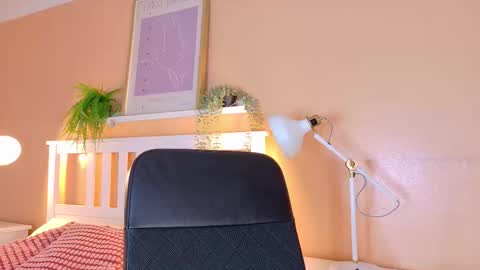 PARIS online show from 10.27.25