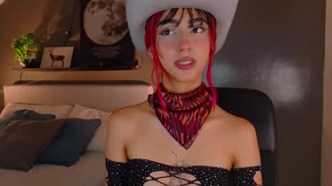 PARIS online show from 10.28.25