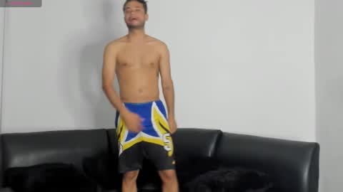 Snapshot of party_love18 chatting on 02.13.25 party_love18 online show from 02.13.25