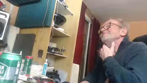 Snapshot of pascal88881 chatting on 12.17.24 pascal88881 online show from 12.17.24