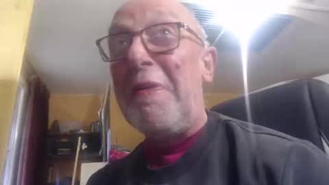 Snapshot of pascal88881 chatting on 12.25.24 pascal88881 online show from 12.25.24