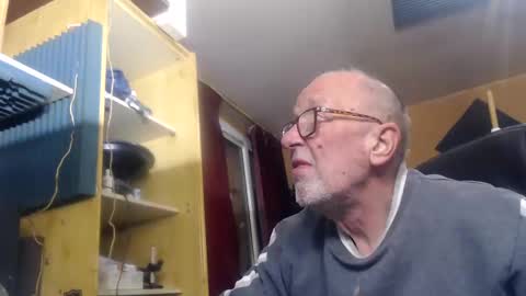 Snapshot of pascal88881 chatting on 12.28.24 pascal88881 online show from 12.28.24