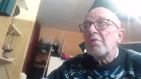 Snapshot of pascal88881 chatting on 12.29.24 pascal88881 online show from 12.29.24