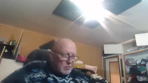 Snapshot of pascal88881 chatting on 12.29.24 pascal88881 online show from 12.29.24