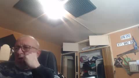 Snapshot of pascal88881 chatting on 12.29.24 pascal88881 online show from 12.29.24