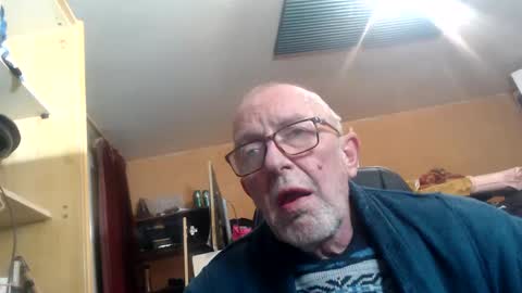 Snapshot of pascal88881 chatting on 12.31.24 pascal88881 online show from 12.31.24