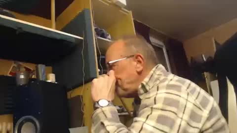 Snapshot of pascal88881 chatting on 02.27.25 pascal88881 online show from 02.27.25