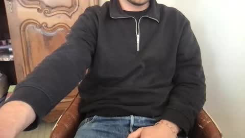 Snapshot of passifhot3 chatting on 09.30.25 passifhot3 online show from 09.30.25