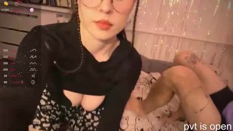 Zoe online show from 02.13.26