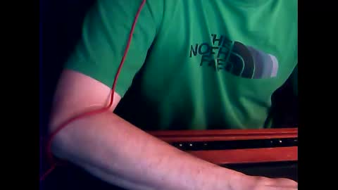 Snapshot of patou1995 chatting on 12.24.24 patou1995 online show from 12.24.24