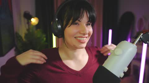 Snapshot of patricia_bennett chatting on 12.16.24 Patricia online show from 12.16.24