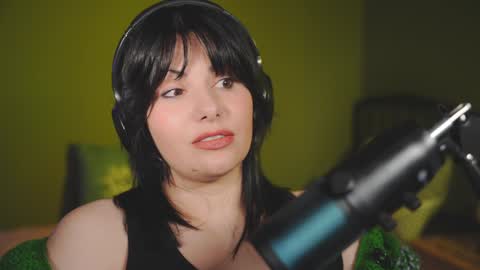 Snapshot of patricia_bennett chatting on 01.01.25 Patricia online show from 01.01.25