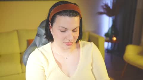 Snapshot of patricia_bennett chatting on 11.07.25 Patricia online show from 11.07.25