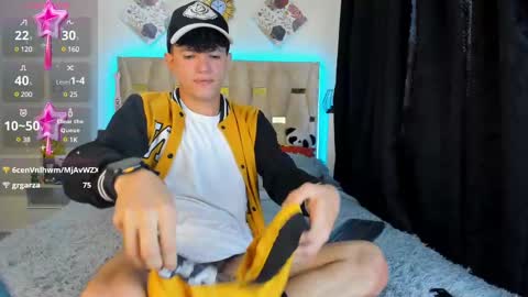 Snapshot of patrick_sanzz chatting on 02.25.25 patrick online show from 02.25.25