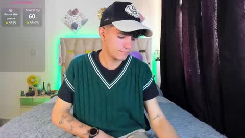 Snapshot of patrick_sanzz chatting on 03.11.25 patrick online show from 03.11.25