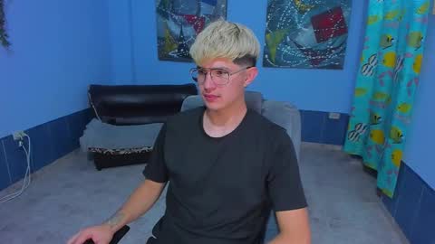 .... online show from 11.23.25