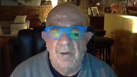 Snapshot of patvac chatting on 04.29.26 patvac online show from 04.29.26