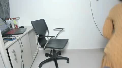 Snapshot of patyamorr chatting on 04.04.26 patyamorr online show from 04.04.26