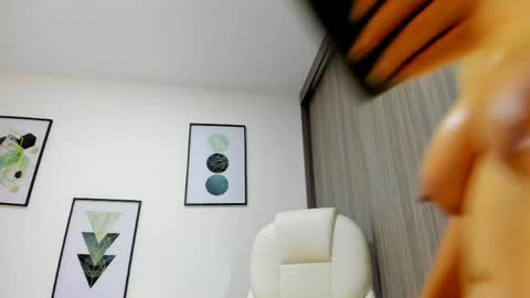 Snapshot of patyy_37 chatting on 05.30.26 Paty online show from 05.30.26