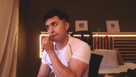 Paul online show from 03.08.25