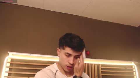 Paul online show from 09.09.25