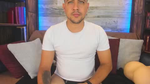 Paul Rivera online show from 11.08.25