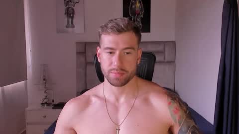 PAUL ROGER online show from 10.18.25