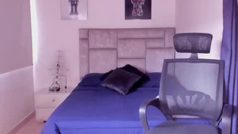 PAUL ROGER online show from 11.06.25