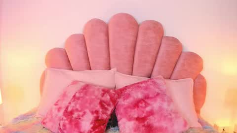 Paula   online show from 03.17.26