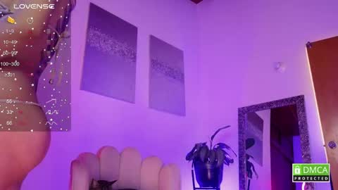 Snapshot of paulatoro__ chatting on 06.05.26 Paula Toro online show from 06.05.26