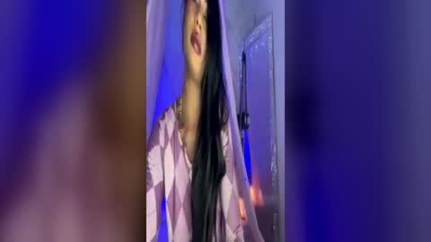 Snapshot of paulina_ruiz_ chatting on 06.18.26 online show from 06.18.26