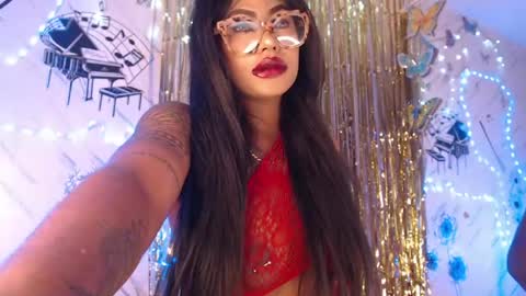 Snapshot of paulina_ruiz_ chatting on 07.21.26 online show from 07.21.26