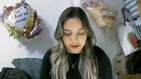 Snapshot of paulina_x_x chatting on 05.03.26 paulina_x_x online show from 05.03.26
