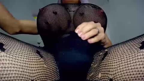 paulinabigcock24 online show from 01.25.25