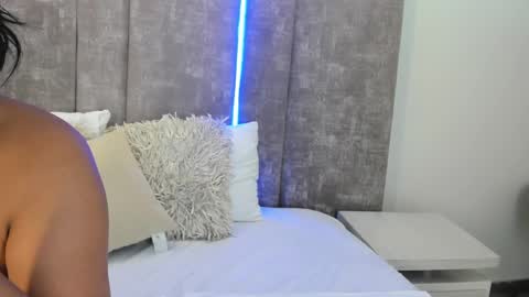 Paulina online show from 02.11.25