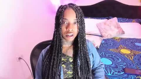 Pauline online show from 04.14.26