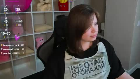 Snapshot of pauline_moore chatting on 05.08.26 Erica online show from 05.08.26