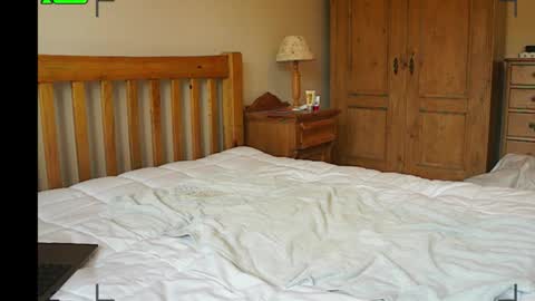 paullie2011 online show from 11.03.25