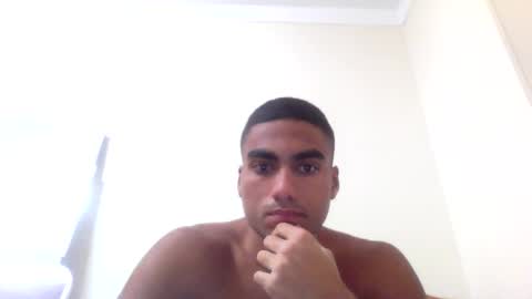 Snapshot of paulobonaventuree chatting on 02.15.26 paulo online show from 02.15.26