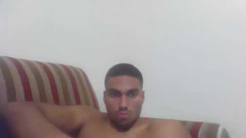 Snapshot of paulobonaventuree chatting on 05.19.26 paulo online show from 05.19.26