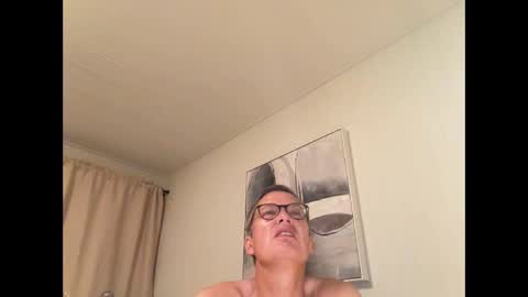 Snapshot of paulwill2377 chatting on 09.24.25 paulwill2377 online show from 09.24.25