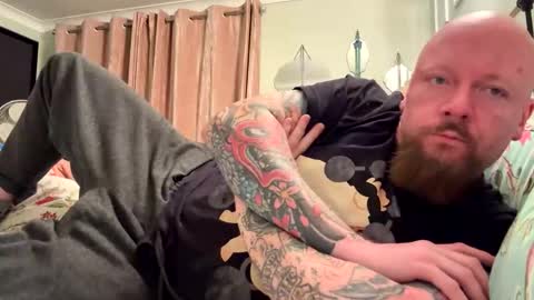 paulyb445 online show from 02.08.26