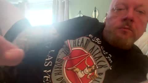 paulyb445 online show from 04.04.26