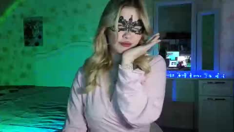 PawsClawss online show from 01.07.26