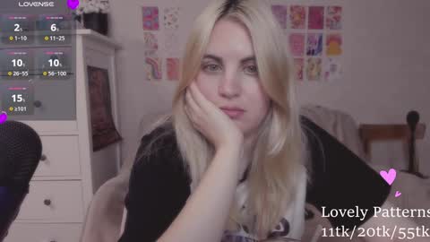 Snapshot of pawwsup1 chatting on 12.07.24 Allisses online show from 12.07.24
