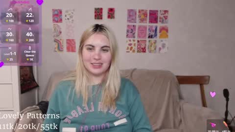 Snapshot of pawwsup1 chatting on 12.22.24 Allisses online show from 12.22.24