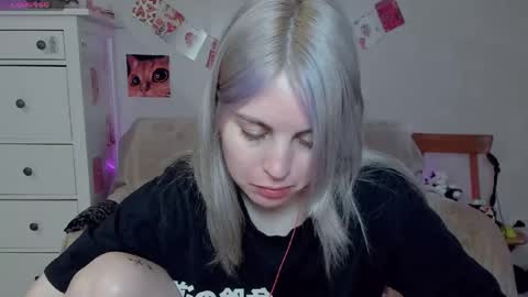 Snapshot of pawwsup1 chatting on 05.26.26 Allisses online show from 05.26.26