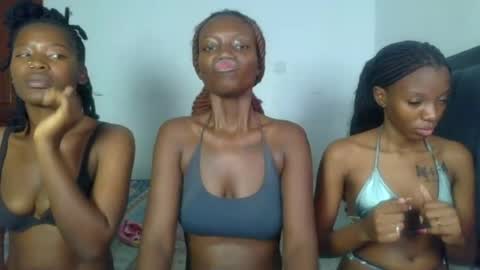 peach_ebonny online show from 06.25.26