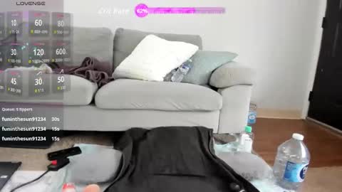 Peaches online show from 01.05.26