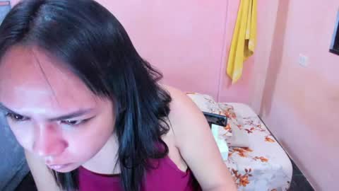 Snapshot of peachperfect_ chatting on 04.25.26 I dont demand tokens for as long as youre not requesting anything but that doesnt mean I dont need tokens.. I dont do free online show from 04.25.26